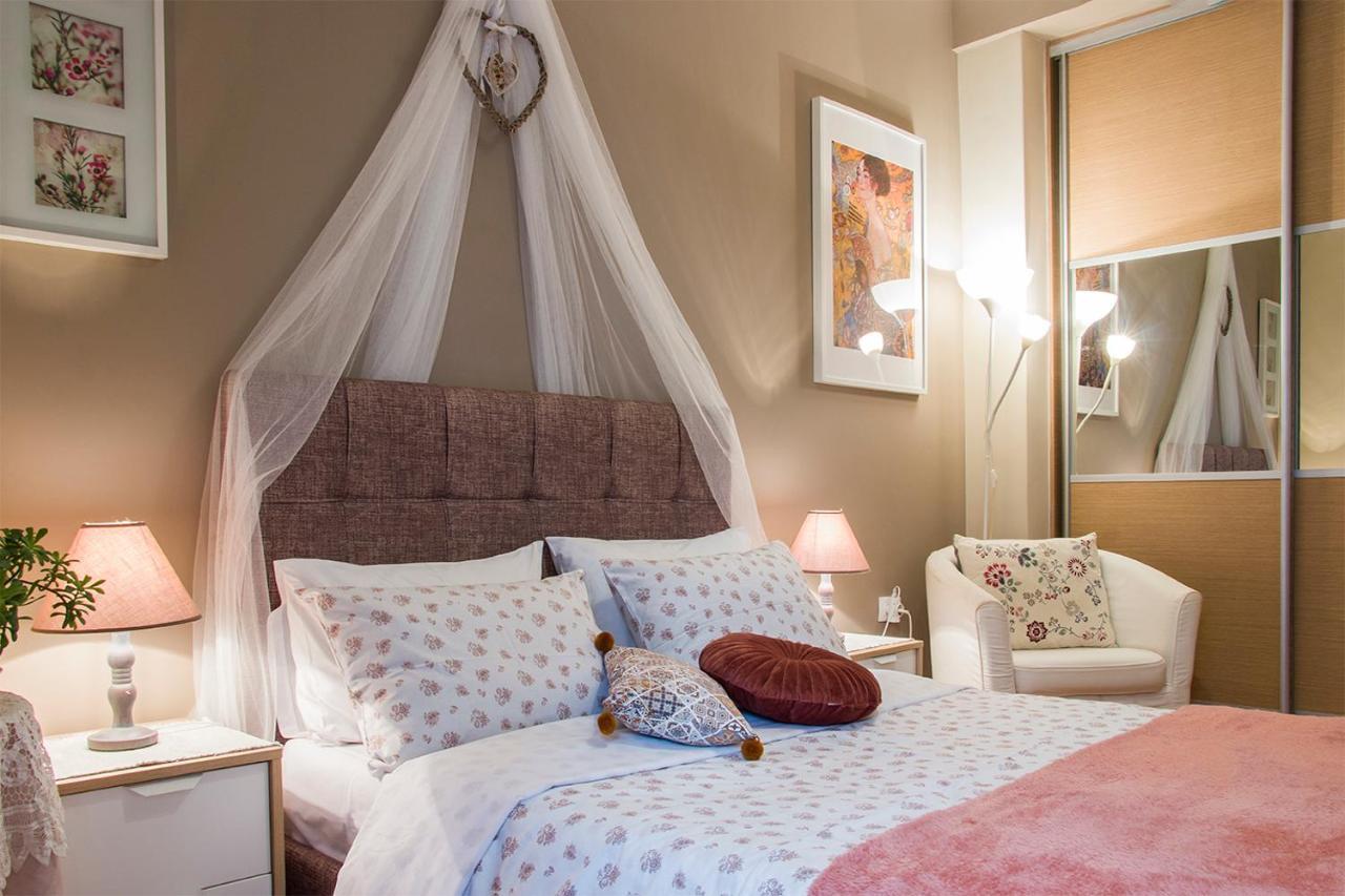 City Stay Close To The Metro A Charming Flat Athen Eksteriør bilde