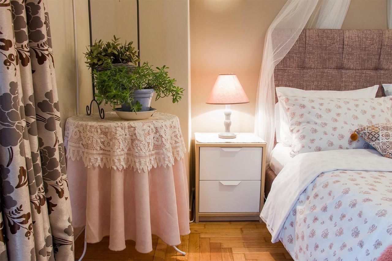 City Stay Close To The Metro A Charming Flat Athen Eksteriør bilde